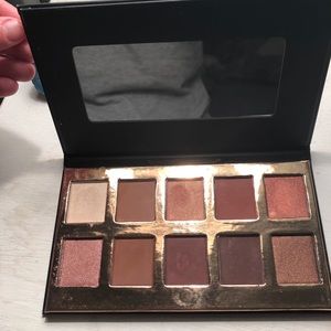 Makeup bundle